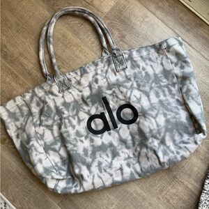 ALO Yoga Marble Gray Women's Tote Bag